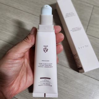 프리마인 선크림만 바꿨을 뿐인데 매일 물 2L챙겨먹고 기초케어 완벽하게 한 물빛피부 완성,셀라브UV프로텍터 — 5점을 준 리뷰어가 2023년 7월 올린 사용 사진