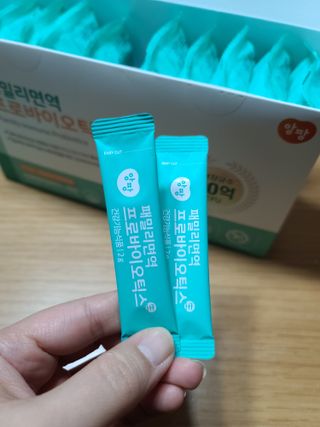 앙팡 패밀리면역 프로바이오틱스 2g x 100포 — 5점을 준 리뷰어가 2022년 10월 올린 사용 사진