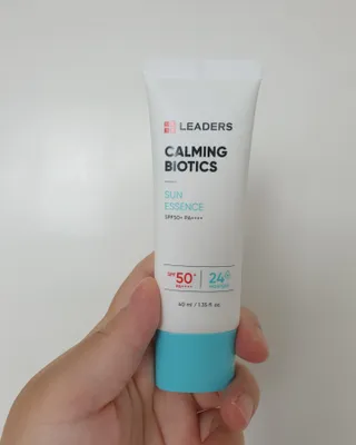 리더스코스메틱 리더스 카밍 바이오틱스 선 에센스 SPF 50+ PA++++ — 3점을 준 리뷰어가 2022년 6월 올린 사용 사진