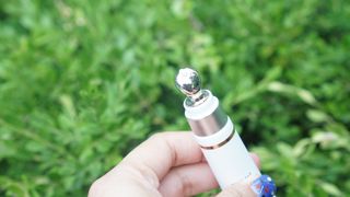 산수시 일루미네이팅 펄 영양 다크서클 스틱 아이 크림 케어 15ml — 5점을 준 리뷰어가 2021년 6월 올린 사용 사진