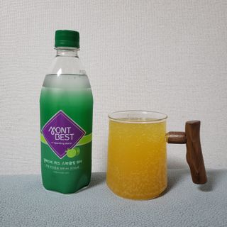 몽베스트 Montbest with Sparkling water Lime20병 — 5점을 준 리뷰어가 2021년 11월 올린 사용 사진
