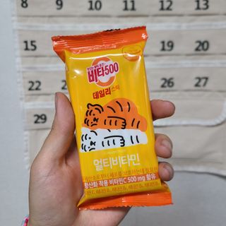 광동제약 [광동] 비타500데일리스틱 70포X2개 + 뚱랑이엽서 + 쇼핑백 증정 — 5점을 준 리뷰어가 2022년 11월 올린 사용 사진