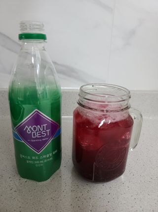 몽베스트 Montbest with Sparkling water Plain 20병 — 5점을 준 리뷰어가 2021년 11월 올린 사용 사진