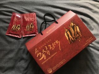 서울약사신협_프리미엄 6년근 홍삼진액_70mlx30포 — 5점을 준 리뷰어가 2021년 2월 올린 사용 사진