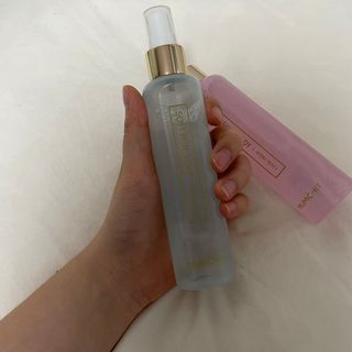 멈칫 X 최준 헤어 앤 바디미스트 소프트블루솝, 마젠타레이디 2종 — 5점을 준 리뷰어가 2021년 6월 올린 사용 사진