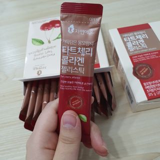자연에온 가득담은 몽모랑시 타트체리 콜라겐 젤리스틱 — 5점을 준 리뷰어가 2021년 1월 올린 사용 사진