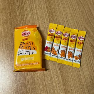 광동제약 [광동] 비타500데일리스틱 70포X2개 + 뚱랑이엽서 + 쇼핑백 증정 — 5점을 준 리뷰어가 2022년 11월 올린 사용 사진