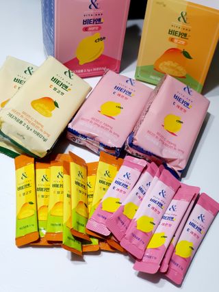 비타앤C 레몬맛, 망고맛 — 5점을 준 리뷰어가 2021년 4월 올린 사용 사진