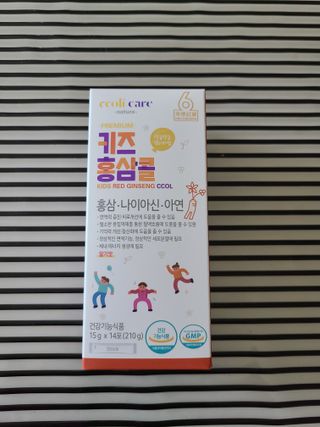 베거스코리아 [콜리케어] 키즈 홍삼콜리 딸기맛 14포 — 3점을 준 리뷰어가 2021년 10월 올린 사용 사진
