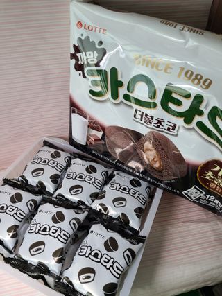 롯데제과 까망카스타드 더블초코 — 5점을 준 리뷰어가 2021년 5월 올린 사용 사진