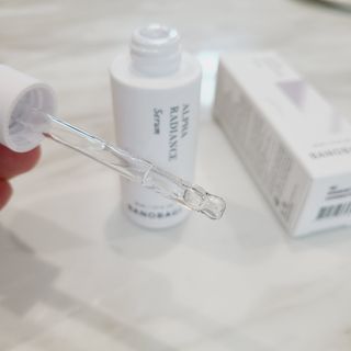 바노바기 코스메틱 알파 래디언스 세럼 30ml — 4.5점을 준 리뷰어가 2023년 11월 올린 사용 사진