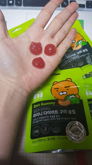 일동제약 마이니 마이니 다이어트 구미 슬림 — 4점을 준 리뷰어가 2021년 2월 올린 사용 사진