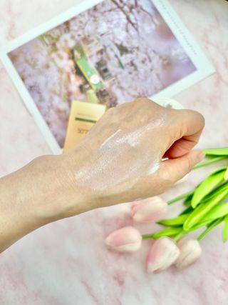 아이레시피 모이스트터치 스포츠 선밀크 50ml (SPF50+ PA+++) — 5점을 준 리뷰어가 2023년 6월 올린 사용 사진
