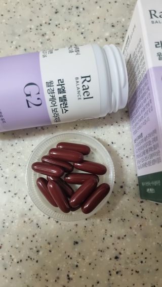 라엘 밸런스 3종 (질 건강 리스펙타 프로바이오틱스, 월경케어 보라지유, 요로건강 크랜베리) 랜덤 증정 1개 — 5점을 준 리뷰어가 2022년 12월 올린 사용 사진
