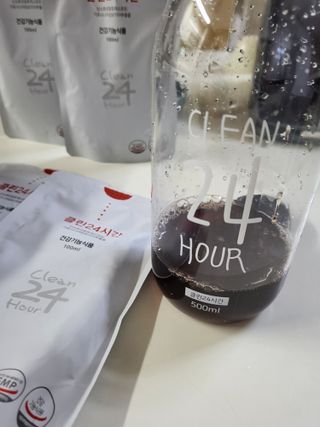 클린24시간 1BOX(5포) + 전용보틀(500ml) — 4점을 준 리뷰어가 2022년 11월 올린 사용 사진