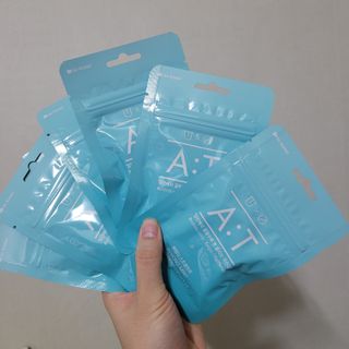 입 냄새 완화에 도움을 주는 에티켓 캔디 앳캔디 스트롱민트 — 5점을 준 리뷰어가 2021년 2월 올린 사용 사진