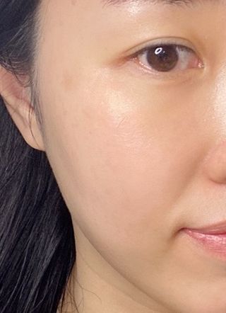 오투에니원 갈락토미세스 비타민 C 프리미엄 블랙스완 크림 50g — 4.5점을 준 리뷰어가 2022년 12월 올린 사용 사진