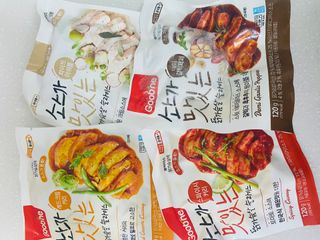 굽네몰 [굽네] 소스가 맛있는 닭가슴살 슬라이스 4종 — 5점을 준 리뷰어가 2021년 4월 올린 사용 사진