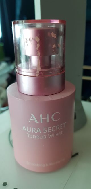 AHC 아우라 시크릿 톤업 벨벳 — 5점을 준 리뷰어가 2021년 4월 올린 사용 사진