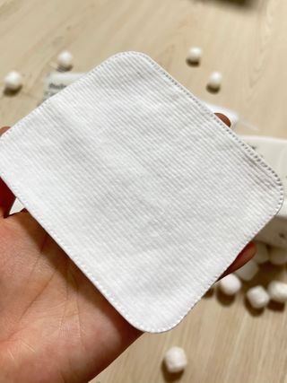 디어엘로디 프리미엄 유기농 베이비 솜티슈 40매 3 + 1 PACK — 5점을 준 리뷰어가 2021년 2월 올린 사용 사진