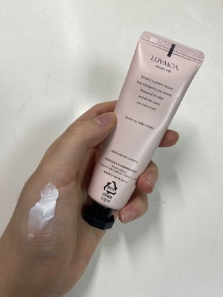 러브모아 향수 고체향수 승무원 고체향수 바르는 향수 니치향수 도손 우드세이지 앤 씨솔트 — 5점을 준 리뷰어가 2023년 1월 올린 사용 사진