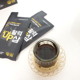 [이뮤니티플러스] 최고급녹용과 국내산 6년근 홍삼으로 활력업!!_ 활력UP삼 30포 1box — 5점을 준 리뷰어가 2022년 5월 올린 사용 사진
