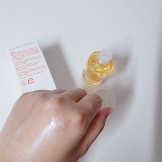 바이오오일 [바이오-오일] 스킨케어 오일 내추럴 60ml — 5점을 준 리뷰어가 2021년 12월 올린 사용 사진