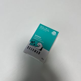 부쉬맨 워터프루프 서핑 선스틱 16g SPF50+ PA++++ — 4.5점을 준 리뷰어가 2023년 4월 올린 사용 사진