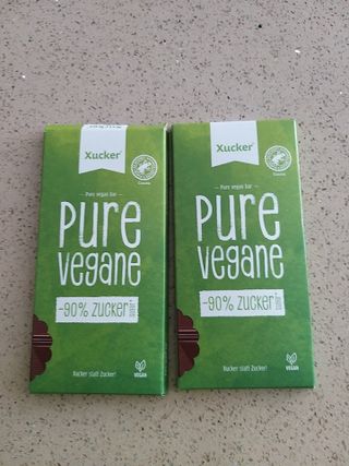 당류2g 자일리톨로 단맛을낸 슈카 퓨어비건 무설탕초콜릿 Xucker vegan 2개입 — 5점을 준 리뷰어가 2021년 4월 올린 사용 사진