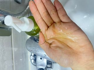 스킨큐어 산다화 순한 클렌징 동백 오일 200ml — 4점을 준 리뷰어가 2023년 4월 올린 사용 사진