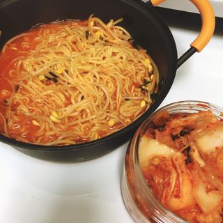 [풀무원] 자연은맛있다 정면, 백면, 홍면  세트 — 5점을 준 리뷰어가 2021년 4월 올린 사용 사진