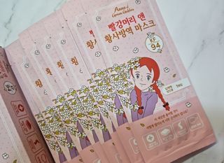 [숨그림]  덴탈마스크 짱구 우리아이 그리고 내가 쓰는 믿을수있는 케릭터 마스크  16종 — 5점을 준 리뷰어가 2021년 11월 올린 사용 사진