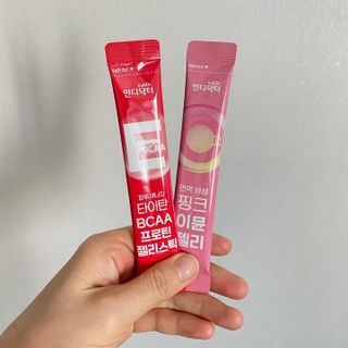 인디닥터 면역 생생 핑크 이뮨 젤리 + 타이탄 BCAA 프로틴 젤리스틱 — 4점을 준 리뷰어가 2022년 3월 올린 사용 사진