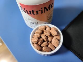 뉴트리미 마이슬림 녹차 카테킨 다이어트 보조제 60정 1달분 — 5점을 준 리뷰어가 2023년 5월 올린 사용 사진