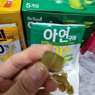 닥터유구미 닥터유 콜라겐 비타민 아연 구미 — 4.5점을 준 리뷰어가 2021년 6월 올린 사용 사진