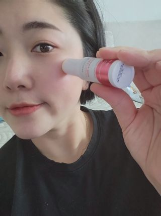 리더스코스메틱 리더스 퍼스트 샷 에센스 스틱 2종 — 5점을 준 리뷰어가 2022년 3월 올린 사용 사진