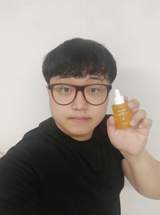 체르엠 스템앤셀 비타민 브라이트닝 에센스 30ml 1개 — 5점을 준 리뷰어가 2021년 10월 올린 사용 사진