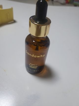 스킨큐어 산다화 비타민c 화이트닝 에센스 30ml — 5점을 준 리뷰어가 2023년 7월 올린 사용 사진