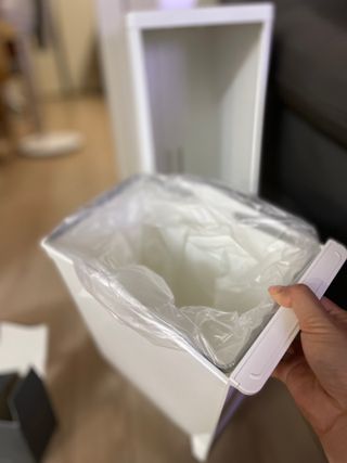창신리빙 [프랑코 스마트 슬림 휴지통] 똑똑한 정리 수납 — 5점을 준 리뷰어가 2021년 8월 올린 사용 사진