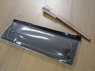 툴앤썸 로즈골드 에디션 치크or쉐딩 브러시+밀키 내추럴 스펀지+호빵 곤약 스펀지 — 4점을 준 리뷰어가 2021년 2월 올린 사용 사진