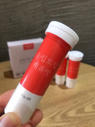 [슬림드랍 석류맛] 건기식 다이어트 보조제 겸 비타민 — 5점을 준 리뷰어가 2022년 1월 올린 사용 사진