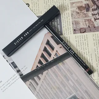 씨스터앤 퍼펙트 엣지 브러쉬 펜 라이너 2종 택 1 — 5점을 준 리뷰어가 2022년 2월 올린 사용 사진