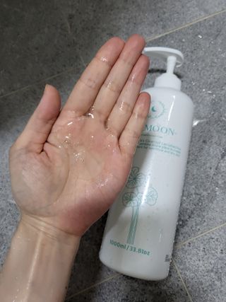 [닥터문] 센텔라 시카케어 화이트머스크 바디워시 1000ml — 4점을 준 리뷰어가 2023년 7월 올린 사용 사진