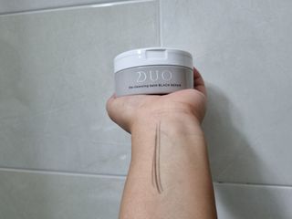 듀오코리아 [듀오] 피부맞춤형 저자극 클렌징밤 1종 랜덤발송 (모공케어,안색개선,안티에이징,블랙헤드) — 5점을 준 리뷰어가 2022년 4월 올린 사용 사진