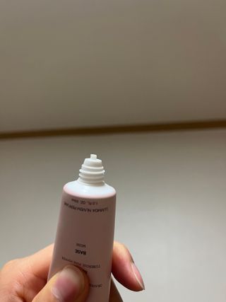 러브모아 향수 고체향수 승무원 고체향수 바르는 향수 니치향수 도손 우드세이지 앤 씨솔트 — 5점을 준 리뷰어가 2022년 11월 올린 사용 사진