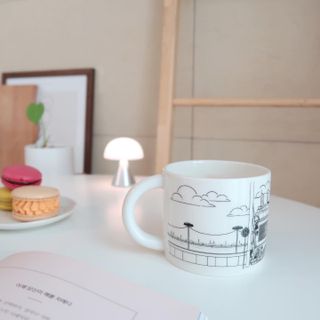 아티쉬 아티스트 헤이 메이디 머그 3종 — 5점을 준 리뷰어가 2022년 2월 올린 사용 사진