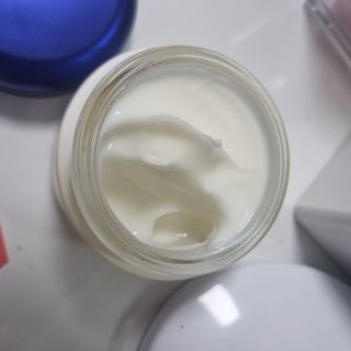 록타비아 Artisan Complete Face Cream — 4점을 준 리뷰어가 2023년 11월 올린 사용 사진