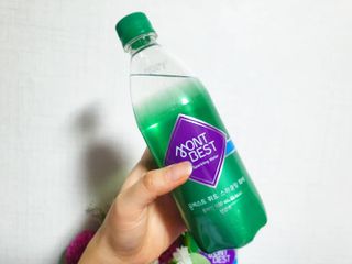 몽베스트 Montbest with Sparkling water Plain 20병 — 4점을 준 리뷰어가 2021년 11월 올린 사용 사진