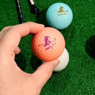 더위치골프(thewitchgolf) 프리미엄 골프 공 더위치골프 매트 펄 컬러의 3피스볼 더위치골프 골프볼 선물세트 — 5점을 준 리뷰어가 2023년 9월 올린 사용 사진