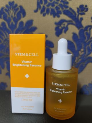 체르엠 스템앤셀 비타민 브라이트닝 에센스 30ml 1개 — 5점을 준 리뷰어가 2021년 9월 올린 사용 사진
